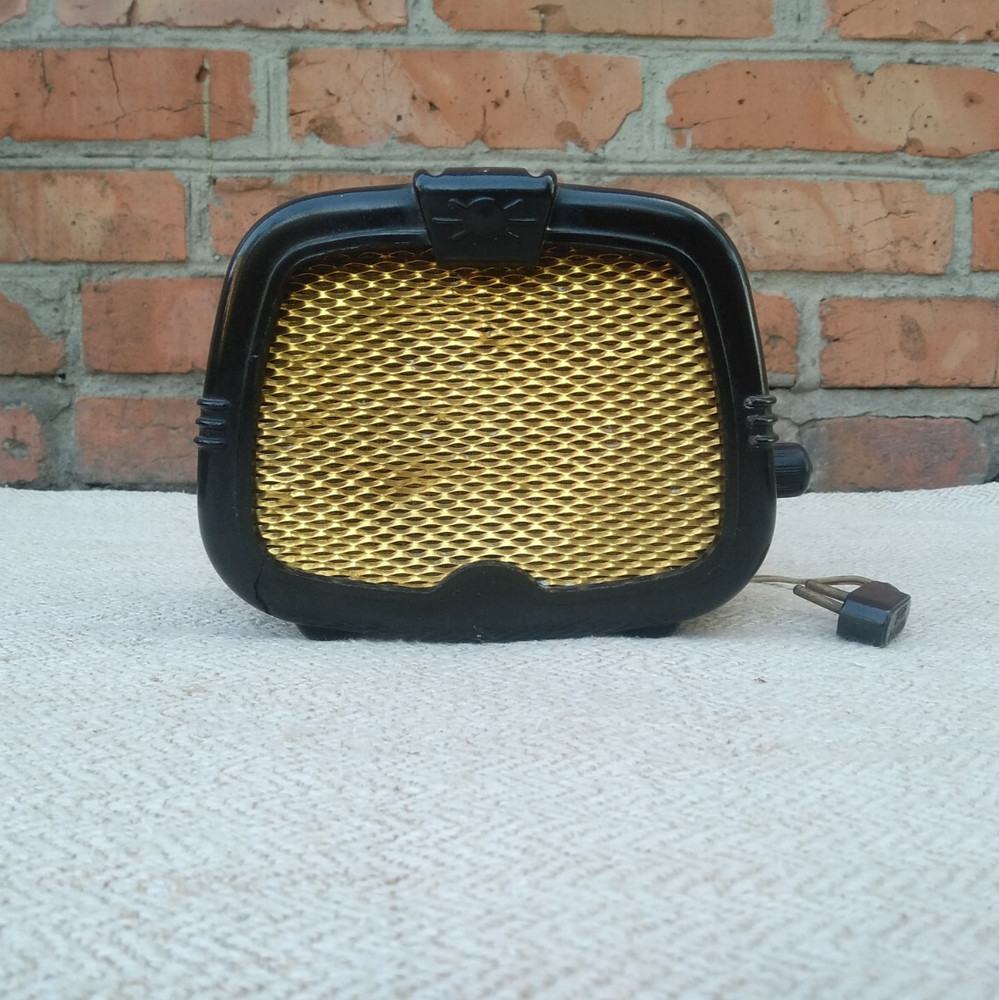 Vintage Retro Radio-Speaker USSR 1951