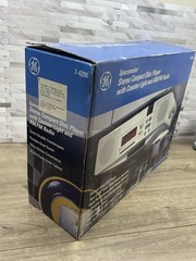 New! GE Spacemaker 7-4290 Under Cabinet AM/FM Radio CD Player Light Clock NOS