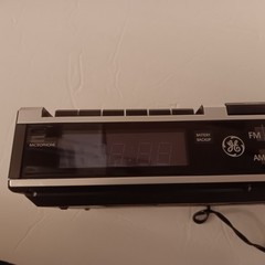 Vintage G.E. 7-4956B Cassette Clock Radio Excellent Condition Tested Working