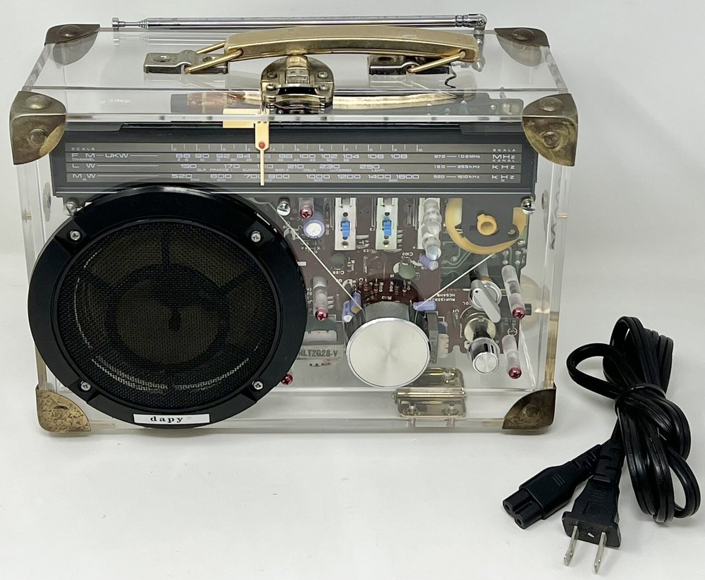 READ – RARE Vintage Dapy Lucite Portable FM/LW/MW Lunch Box Radio – NO LIGHT
