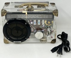 READ – RARE Vintage Dapy Lucite Portable FM/LW/MW Lunch Box Radio – NO LIGHT