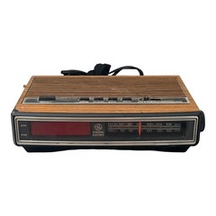 VTG General Electric GE Alarm Clock AM/FM Radio 7-4625C Wood Grain WORKS