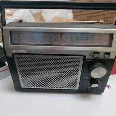 SONY TFM-7720W FM/AM 2 Band Receiver Portable Radio AC/Battery Tested & Working