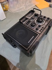 PANASONIC RF 2800/DR28 IN EXCELLENT CONDITION COMES WITH MANUAL, POWER CORD,BELT