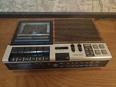 Vintage GE 7-4956B FM/AM Clock Radio Cassette Player Recorder – Serviced! READ