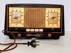 Vtg 1950 Grundig Heimboy 1, West Germany AM/FM Tube Radio, Museum Rare, Works!