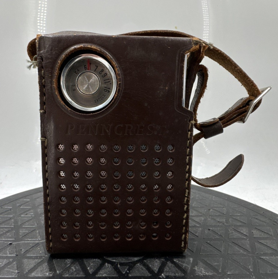 PENNCREST (TOSHIBA) No. 1151 Transistor Radio – Parts Only – EB-19288
