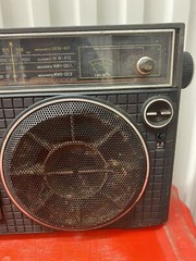 Vintage Silver RT400 AM/FM Radio Tabletop Model Shin-Shirasuna Made In Japan