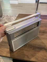 Pierre Cardin AM FM AC/DC Portable Radio
