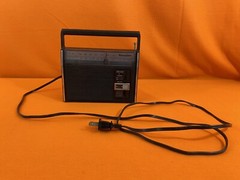 Vintage Panasonic AM-FM Radio AC-Battery 2-Band Receiver Model RF-537 C-9