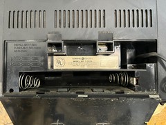 GE General Electric 6 Band Transistor Radio Model 7-2959A Read Description