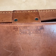 MOTOROLA Transistor Radio, Leather Case with Strap Working Condition