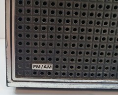 Vintage GE General Electric AM/FM Radio Wood Grain 7-4115B Works