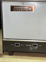 Vintage Soundesign Six Band Radio Model 2660B – Works But No Antenna