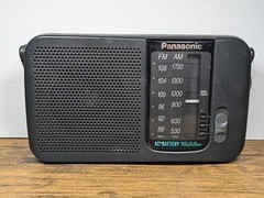 Vintage – Panasonic AM/FM Portable 8&Prime; Radio, RF-544 Battery Powered, Works