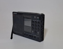 Sony ICF SW7600 LM/MW/SW/FM Stereo Receiver Vintage Radio Japan