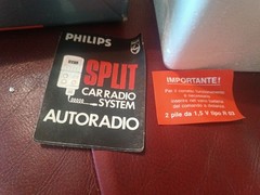 Philips DC026 Digital Split Car Radio System AM-FM COMPLETE UNTESTED