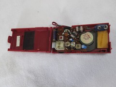 Vintage 1980&rsquo;s Sound Design red AM portable pocket radio Hong Kong ( Works )