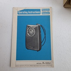 Vintage Panasonic AM Radio R-1052 Green w/ Original Box And Strap Tested Working