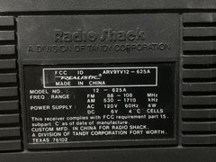 Retro Vintage REALISTIC RADIO SHACK 12-625A AM FM Portable AC DC Radio – Works