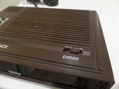 Magnavox D3000 AM/FM Radio Alarm Electronic Clock Power Backup Vintage Brown