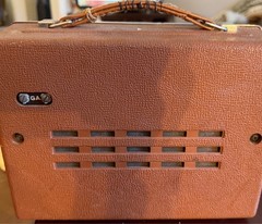 GE P-780 AM Radio Portable Silver Black Brown