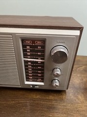 RadioShack Realistic MTA-15 AMFM Tabletop w/Speaker #12-695 VTG WORKS READ