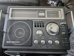 Vtg GE General Electric Model 7-2990A Portable Radio Sold As Is For Parts/rpr