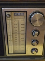 Panasonic RE-6628 Weather Band FM/AM Radio Tone Bass Volume Control Vintage