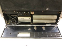 Vintage National Panasonic RF-5000? Multi-Band Radio for Parts / Restoration