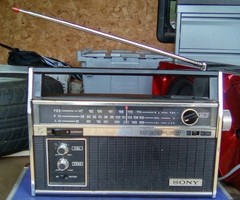 Sony TFM-7400W AM/FM Public Service Band Radio Vintage