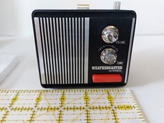 Vintage Randix Weathercaster WB 34 Radio with Box, Battery Powered, Functions!