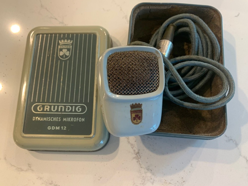 Grundig GDM 12 Dynamishes Mikrofon with Original TIN Case 1960s Germany