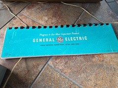 Vintage GE World Monitor P-990A 17 Transistor 5 Band Shortwave Radio Tested