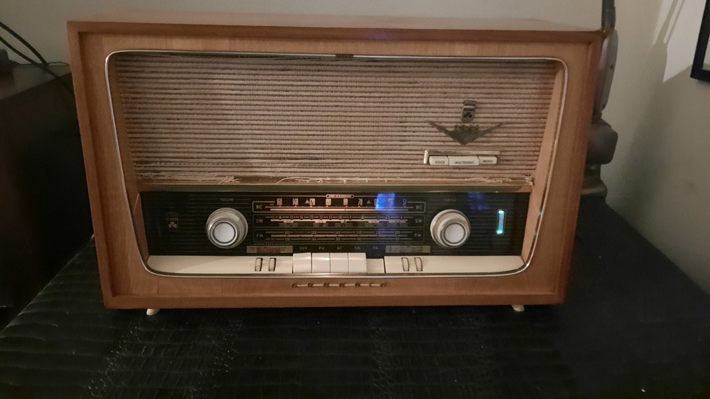 Vintage 1958 Grundig 2066 Px Table Radio West Germany AM-FM-SW Tested Works