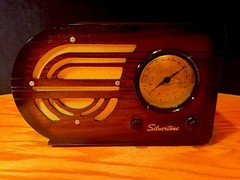 Old Wood Vintage Antique Restored Art Deco Radio Converted to a Bluetooth SPK!
