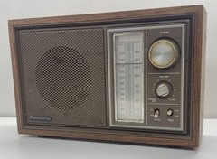 Vintage 1970’s Panasonic RE-6289 AM/FM Desktop Radio Japan Wood Matsushita READ