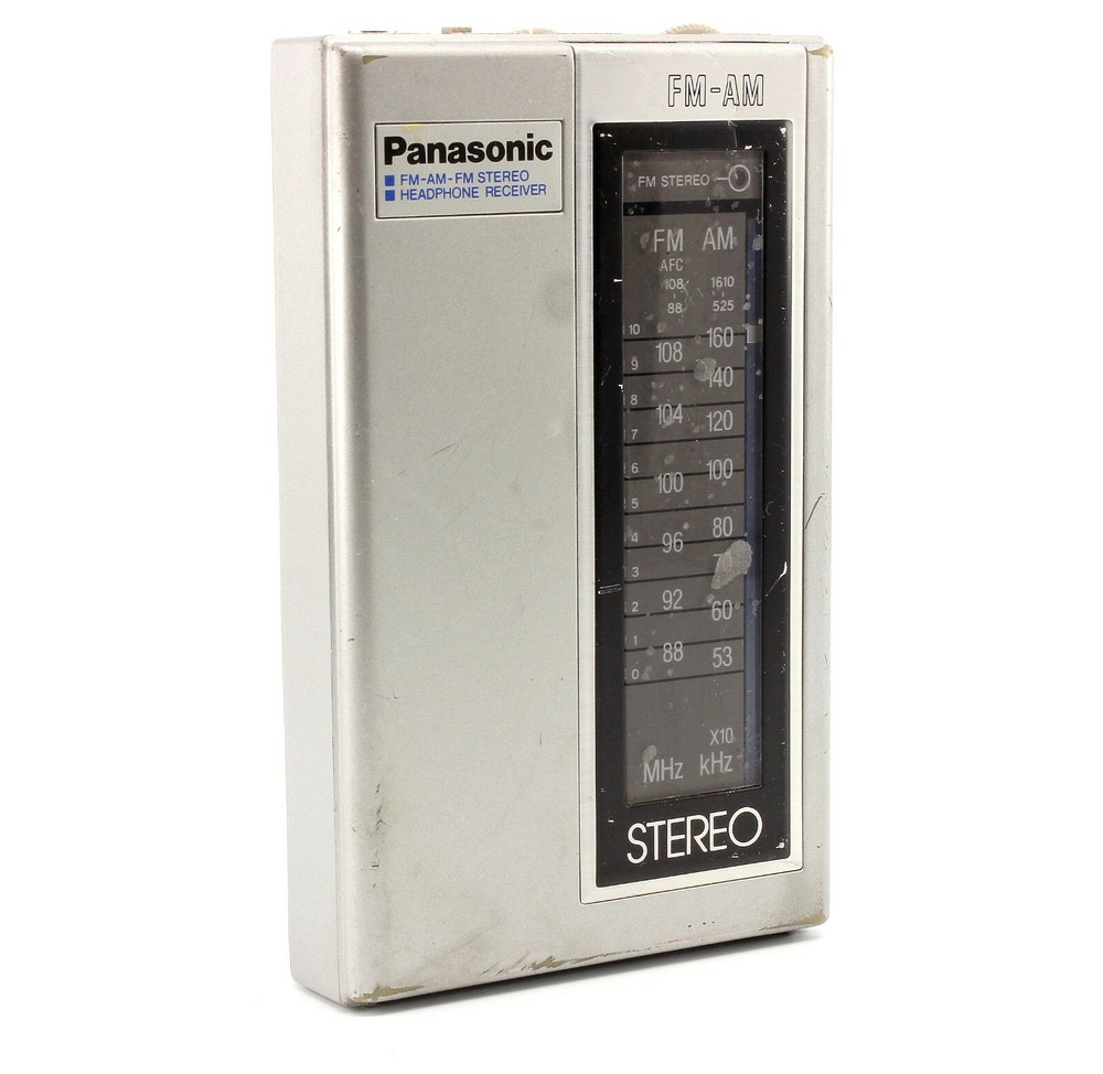 Panasonic RF-444 Portable AM/FM Stereo Radio NO Battery Cover