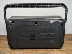 Vintage – Panasonic AM/FM Portable 8&Prime; Radio, RF-544 Battery Powered, Works