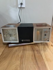RARE Panasonic Clock Radio, Model RC-7467, FM/AM 7-Transistor 6-Diode (Working)
