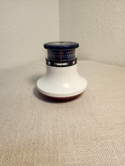 Working Vintage Magnavox 1R1020 AM RADIO Red White & Blue Sound Capsule 1970s