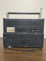 Sears 174.22500500 Multiband Radio – AM/FM Works, SW/Other Bands Untested