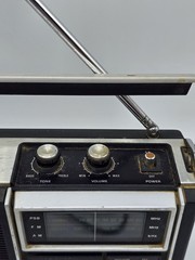 Panasonic RF-1060 3-Band Portable Radio AM FM PSB AC Battery Japan