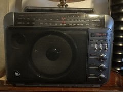 Vintage General Electric GE SupeRadio 7-2887A Long Range AM/FM Super Radio