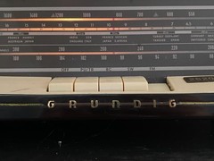 Vintage Grundig Multi Band Radio Model 2520U Made in West Germany – Works!