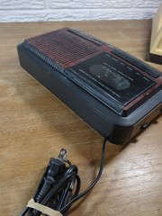GE Woodgrain 7-4966B AM/FM Radio Alarm Clock w/ Cassette Player BROKEN, DIRTY