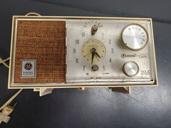 Vintage General Electric Radio Accent Line Solid State Dual Speaker Am/Fm Unique