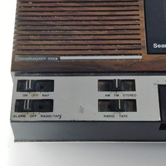 VTG -Sears 1979 Model 23400 AM/FM Cassette Clock Radio Tested- powers on. READ!!