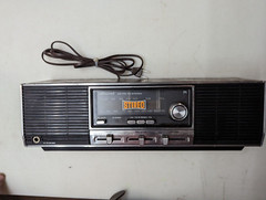 Vintage Retro Woodgrain Stereo AM FM Monteverdi Taiwan J928 Needs Antenna Wire