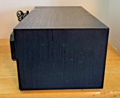 KLH Model 100 AM/FM Table Radio Built in Speaker w/Treble & Bass Tested